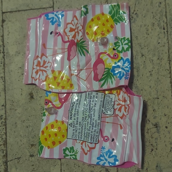 🎁 5/$25 - NWOT  pink flamingo arm floaties - Picture 2 of 5